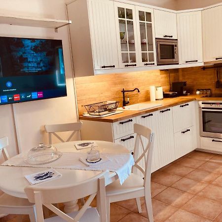 Lux House Next To The Airport Of Athens. Transport 24H Villa Artemida  Dış mekan fotoğraf